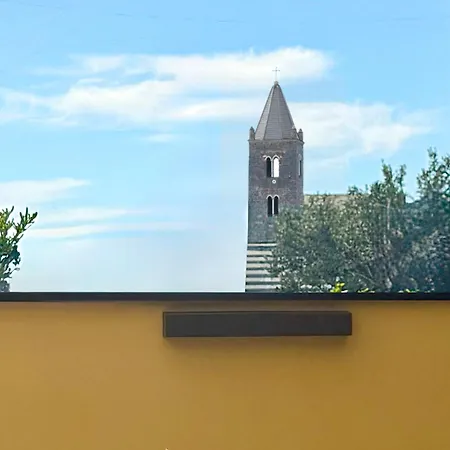 San Pietro Terrace By The Sea - Luxury Seafront Overlooking San Pietro Church Διαμέρισμα