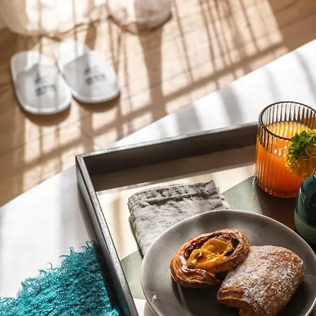 San Pietro Terrace By The Sea - Luxury Seafront Overlooking San Pietro Church Lejlighed *