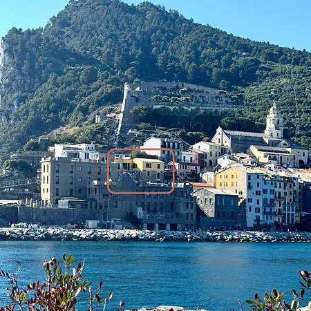 Διαμέρισμα San Pietro Terrace By The Sea - Luxury Seafront Overlooking San Pietro Church